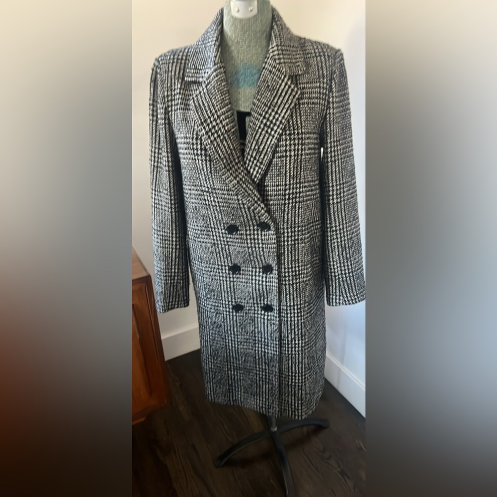 Forever 21 Black and white plaid car coat